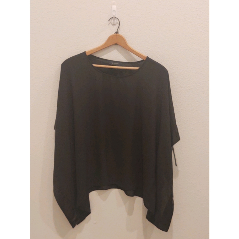AB Studio Black Batwing Short Sleeve Blouse